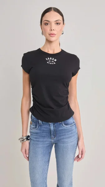 Camiseta Forum