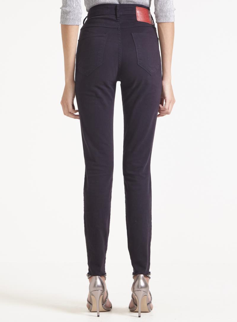 Calça Sarja Sabrina Forum