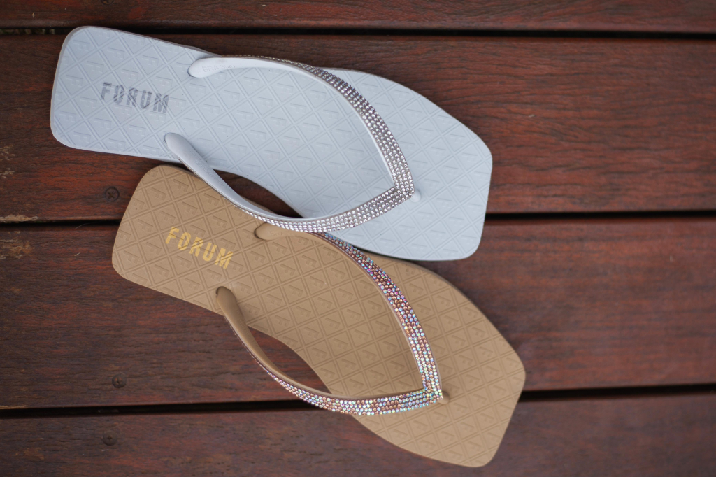 Chinelo Com Stras Forum