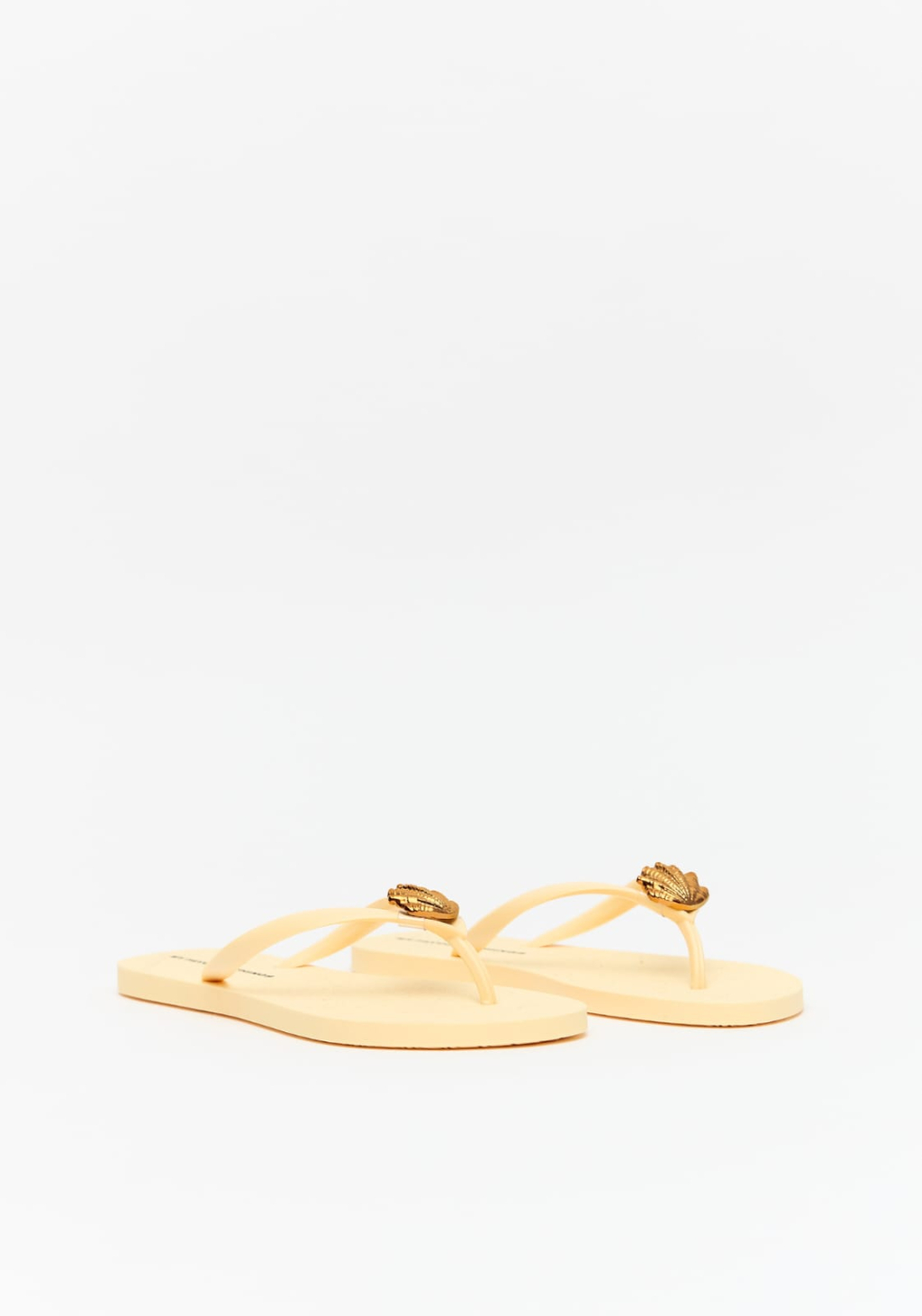 Chinelo My Favorite