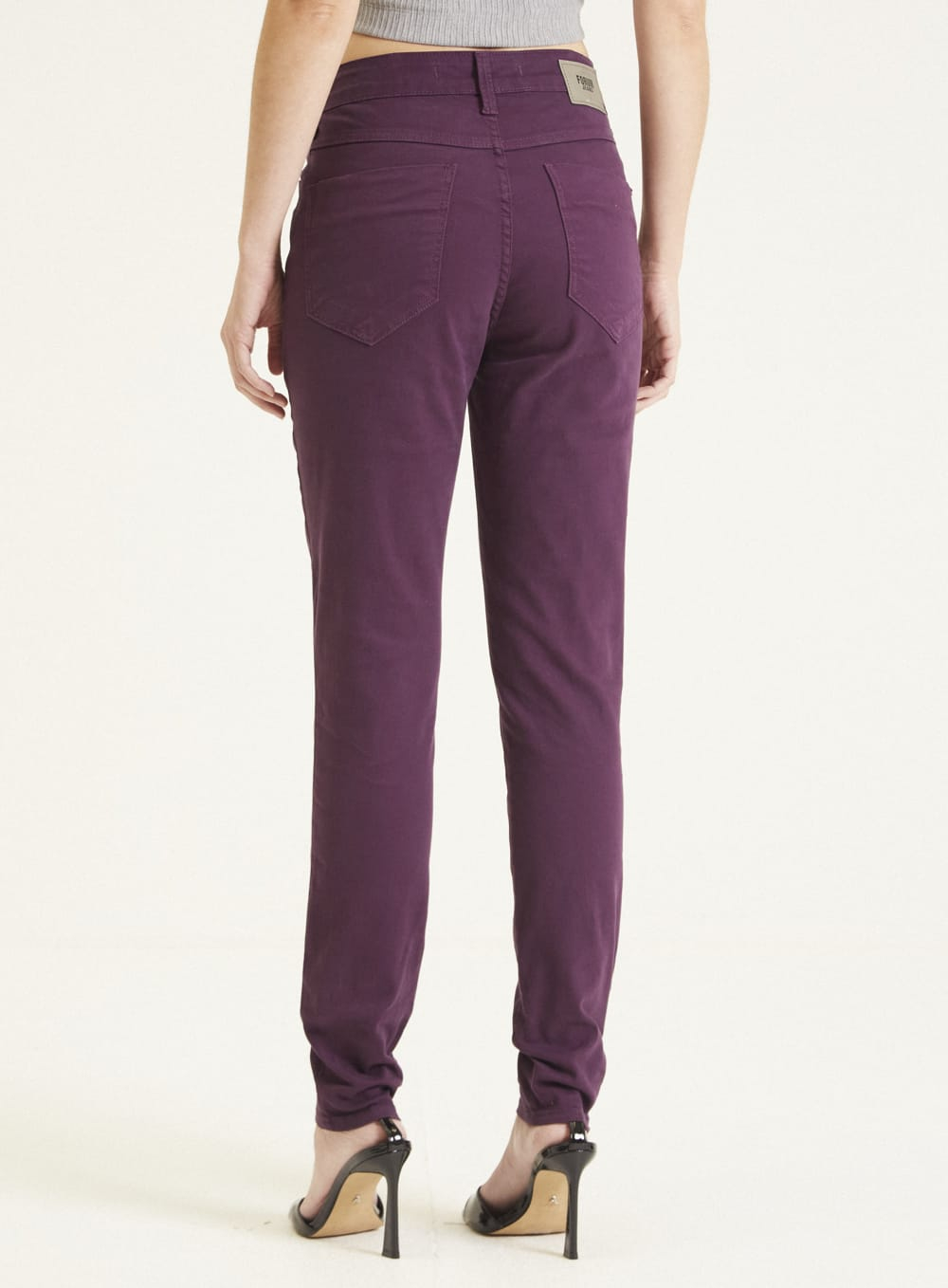 Calça  Sarja Sabrina Forum