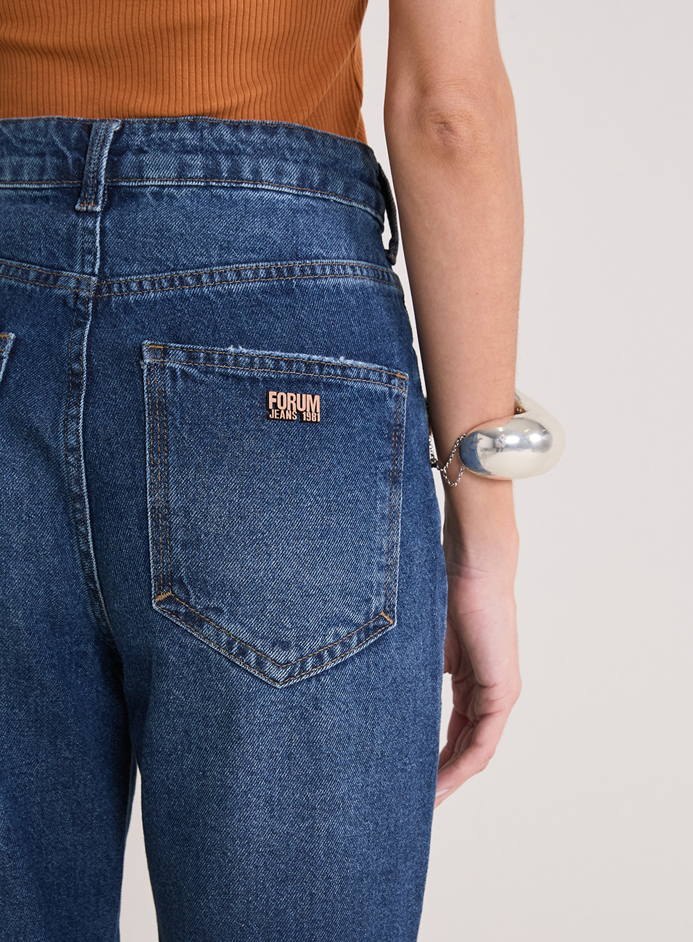 Calça Jeans Lola Forum