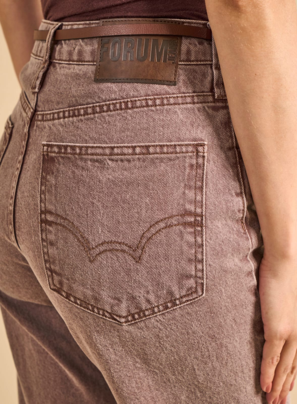 Calça Sarja bella  Forum