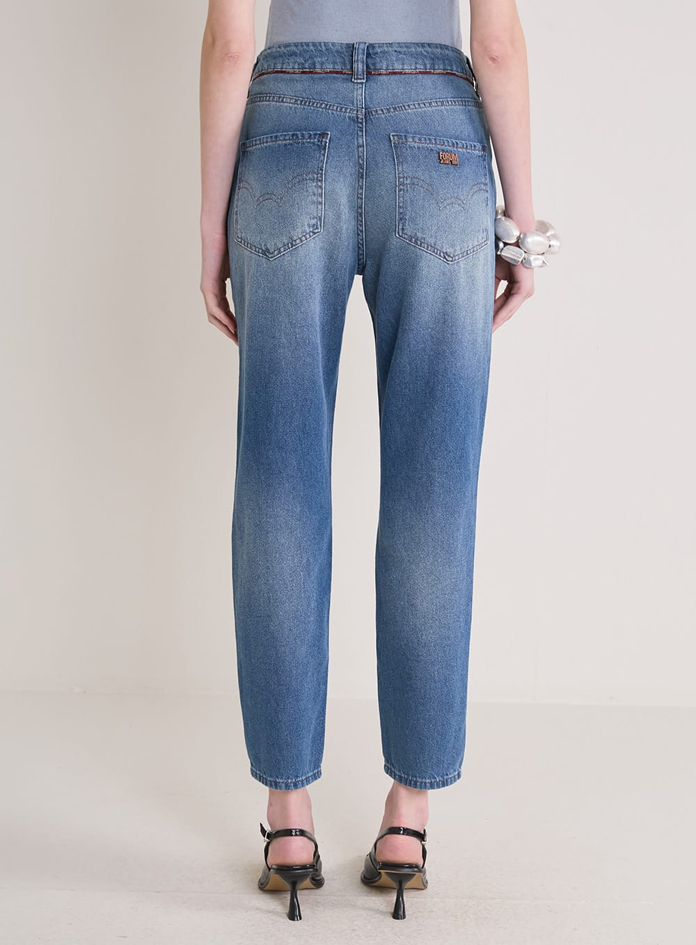 Calça Jeans Lola Forum