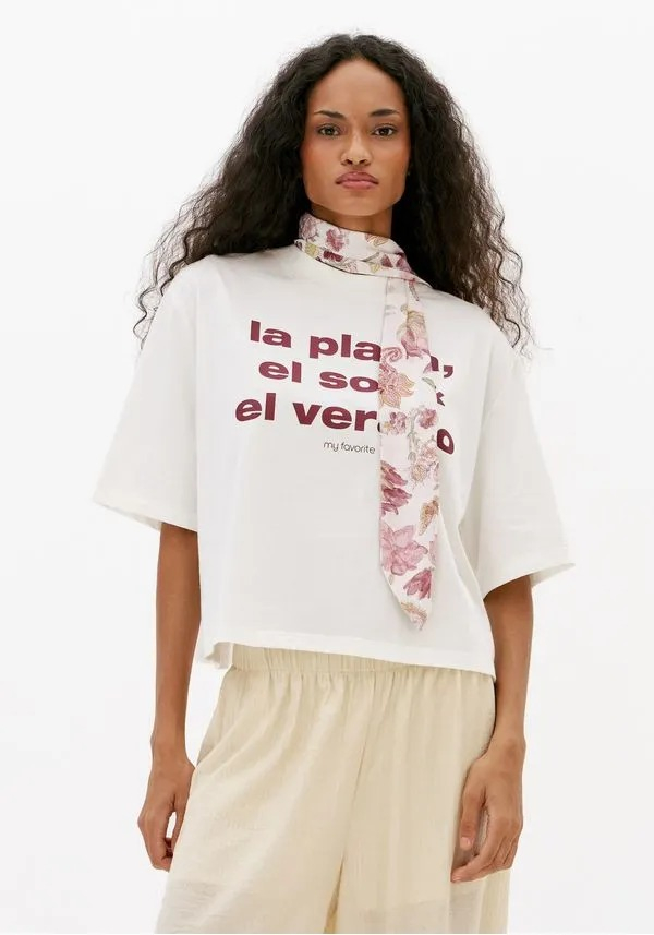 T-shirt Com Lenço My Favoreite